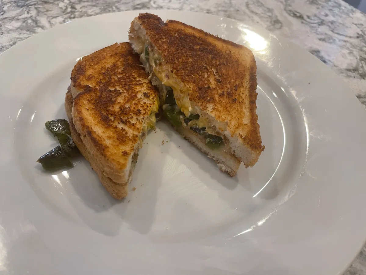Jalapeño Popper Griddled Cheese